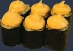 Maki saumon épicé